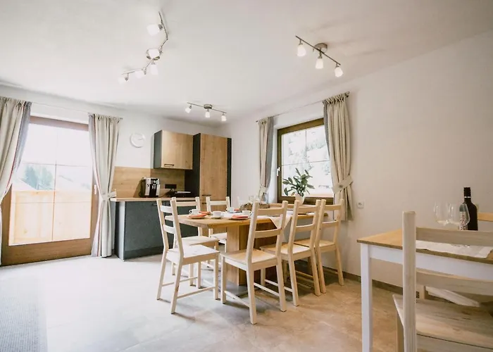 Nedererhof - Alpenrose Mit Gemeinschaftsküche Habitación en casa particular